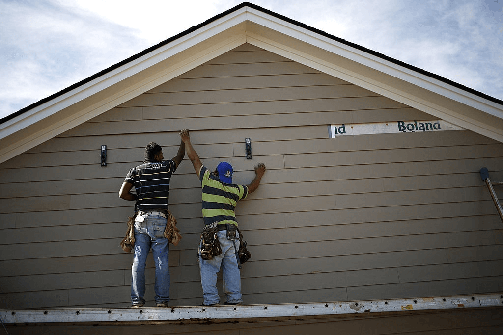 Siding Maintenance: Keeping Your Home Fresh